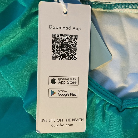 Swim suit. NWT lovely “Cupshe “ turquoise/white with ruffles at neck and back - Picture 5 of 16